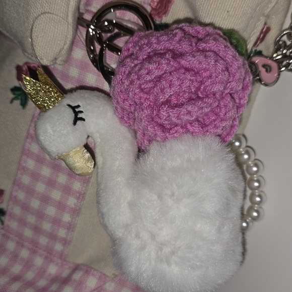 Madden Girl Roses Mini Tote - Picture 8 of 8